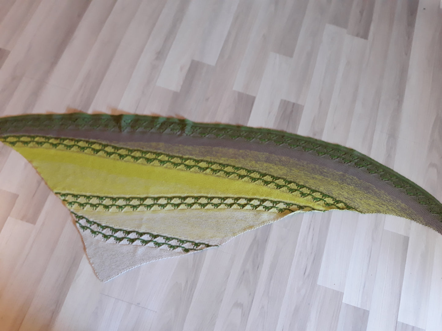 Genoveva Asymmetrisch